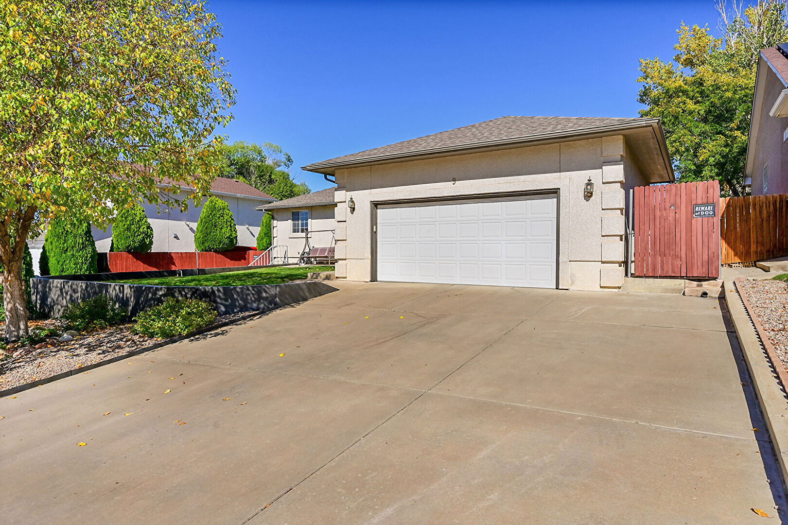 Front at 9 Full Moon Ct, Pueblo, CO 81001, listed by Richelle Antonio
