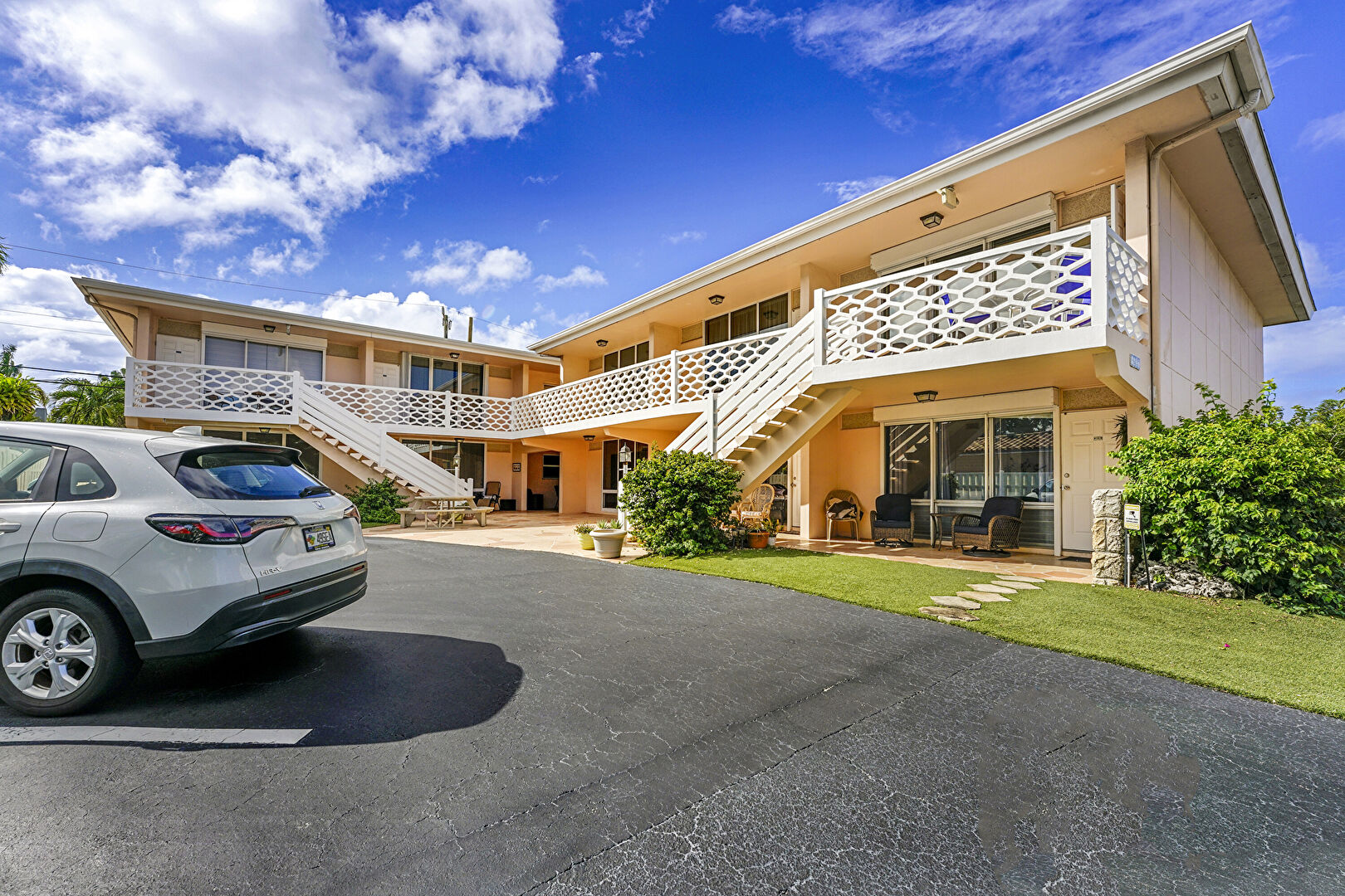 Front of Structure at 4627 Bougainvilla Drive, 1A, Lauderdale-by-the-Sea, FL 33308, listed by Rachael Barach