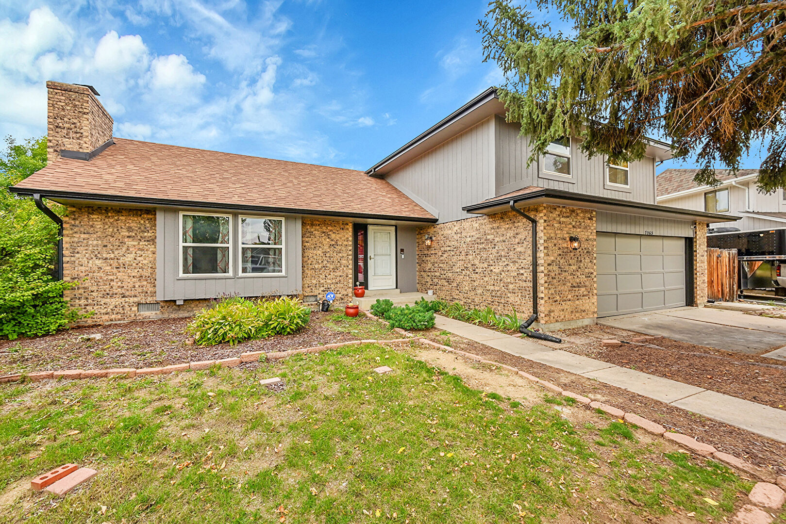 Front at 7263 W Walker Place, Littleton, CO 80123, listed by Elise Kaynor