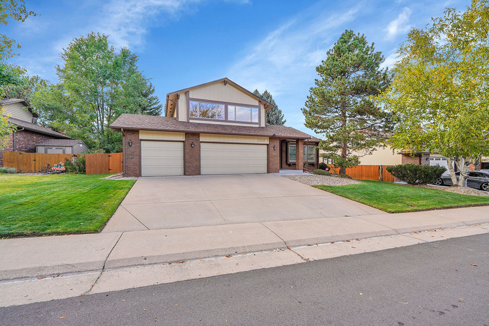 7923 West Friend Drive, Littleton, CO 80128, listed by Bill Dehmlow | Designated Broker
