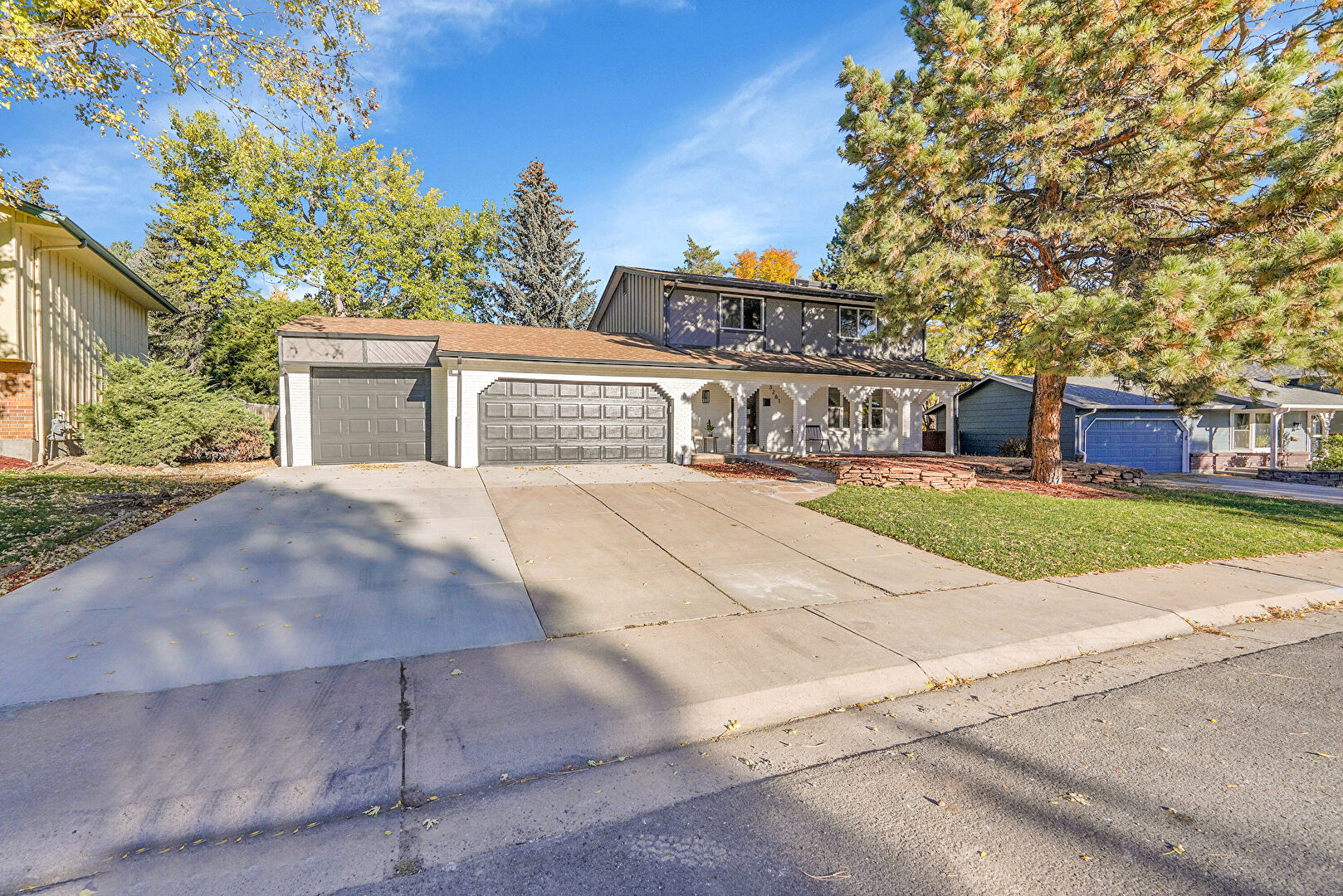 Front at 3261 South Oneida Way, Denver, CO 80224, listed by Jeff Manley