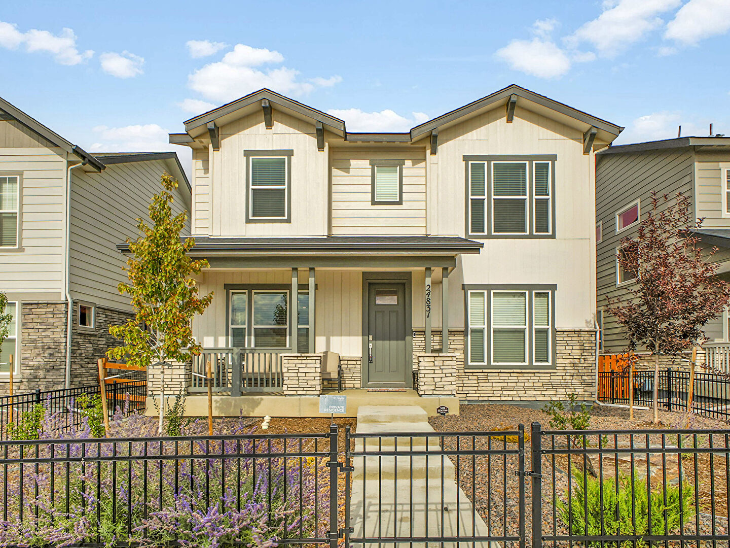 Front at 24831 E 33rd Drive, Aurora, CO 80019, listed by Linda Evans, MLS ID: 8773091