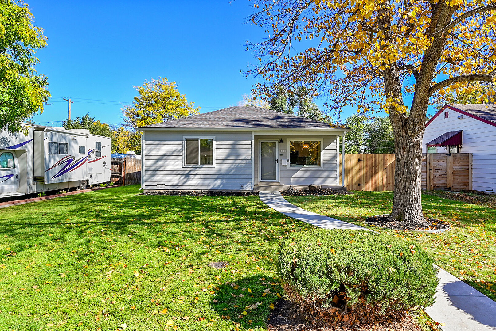 Front at 936 Yates Street, Denver, CO 80204, listed by Katie Wasserman
