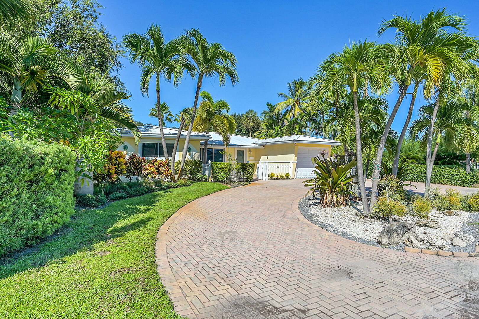 Front at 281 Southwest 18th Court, Pompano Beach, FL 33060, listed by Rachael Barach