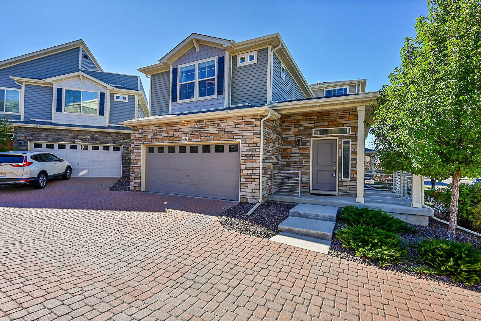 Front at 26286 East Byers Place, Aurora, CO 80018, listed by Taylor Haas