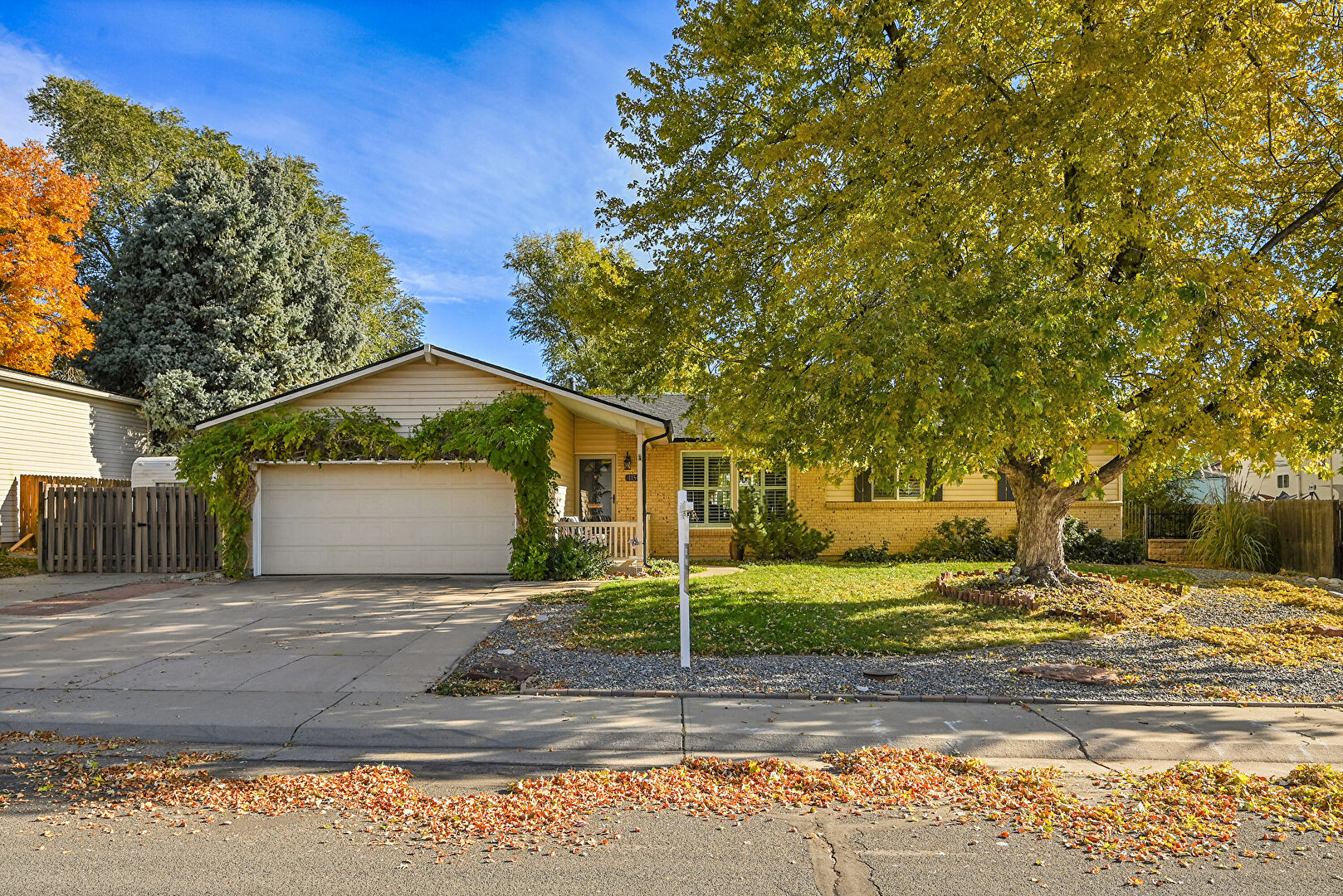 Front at 11546 Monroe Way, Thornton, CO 80233, listed by Laurie Stoessel