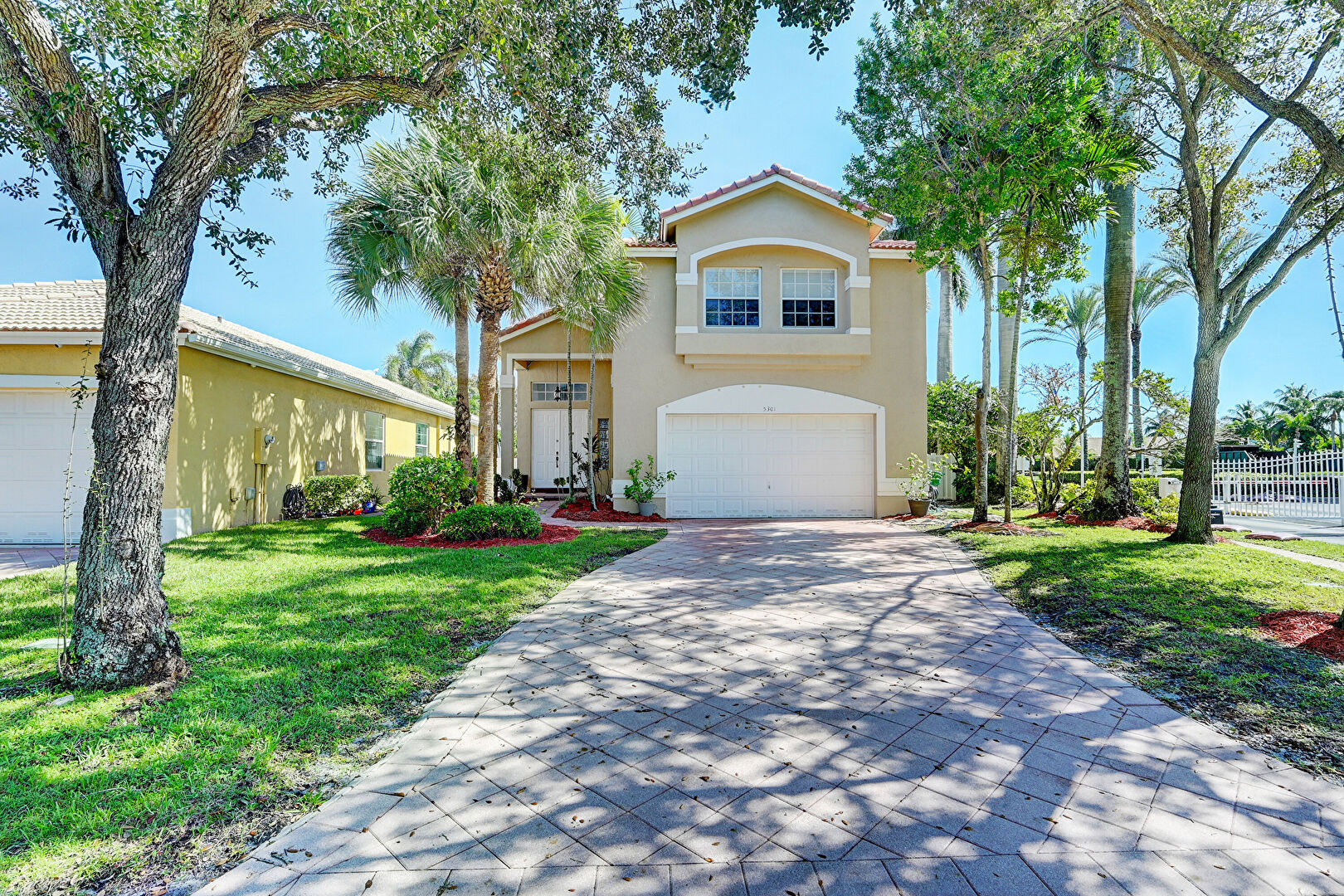 Front at 5301 Northwest 123rd Terrace, Coral Springs, FL 33076, listed by Laura Sanders, MLS ID: F10533812
