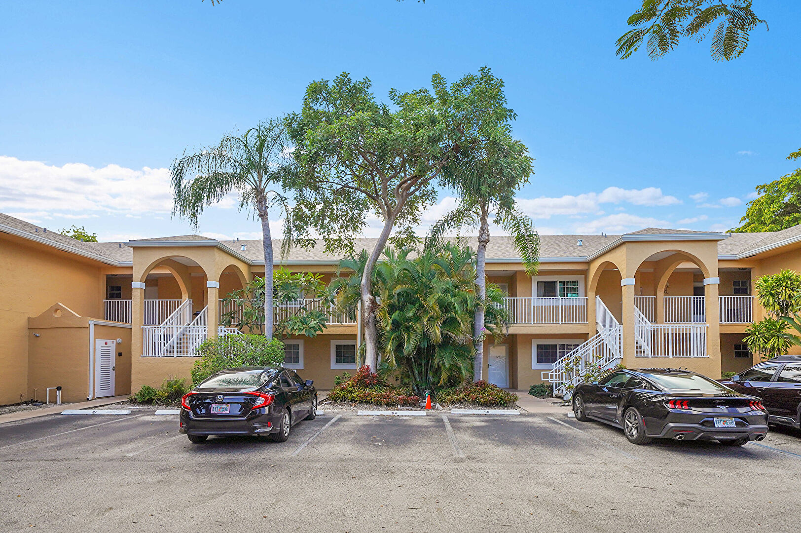 Front at 441 Southeast 10th Street D206, Dania Beach, FL 33004, listed by Steve Margolis