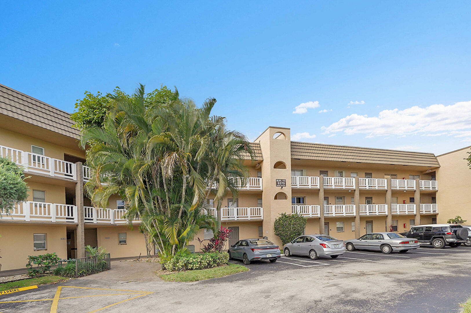 Front at 9370 Sunrise Lakes Boulevard, #207, Sunrise, FL 33322, listed by Elizabeth Londono