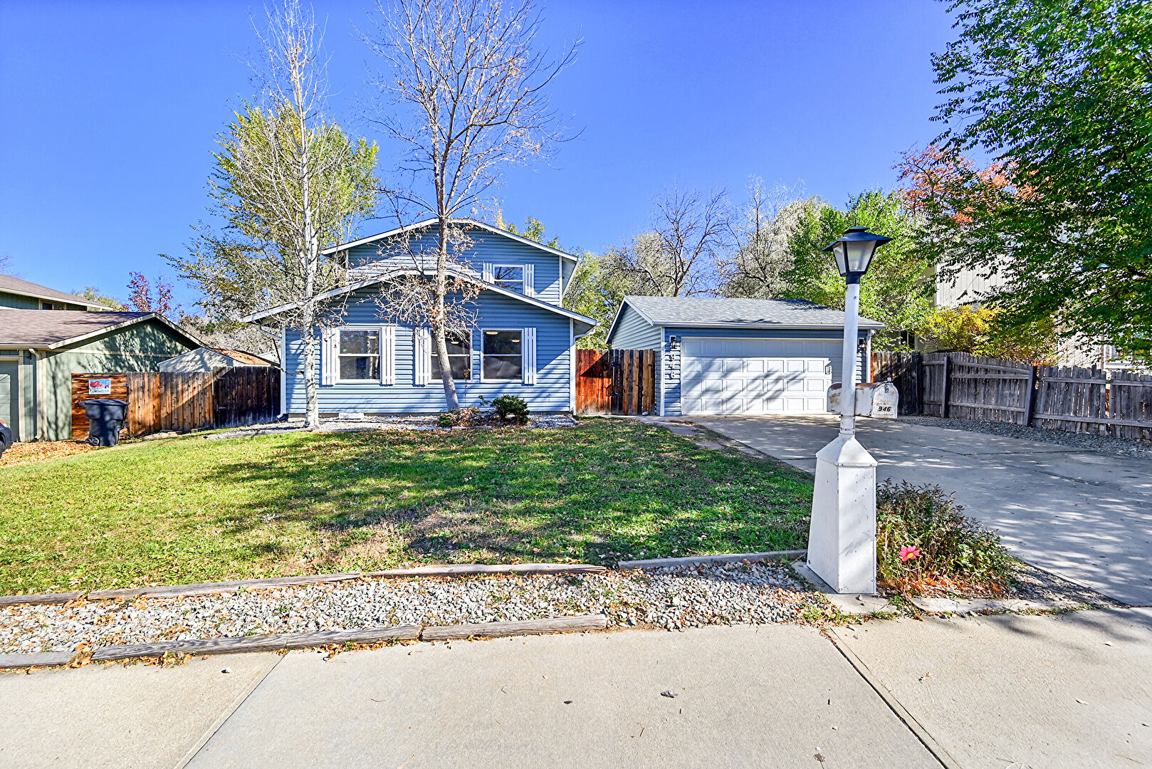 Front at 946 Granite Court, Longmont, CO 80504, listed by Kathy Crowder