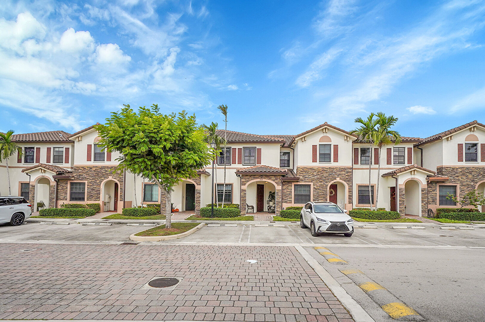 Front at 3335 West 93rd Place, Hialeah, FL 33018, listed by Mauricio Londono