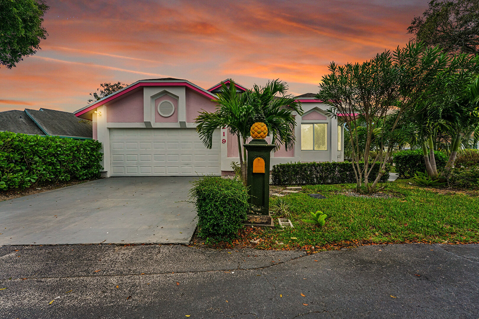 Front at 1219 Scioto Road, North Lauderdale, FL 33068, listed by Sophia Welsh