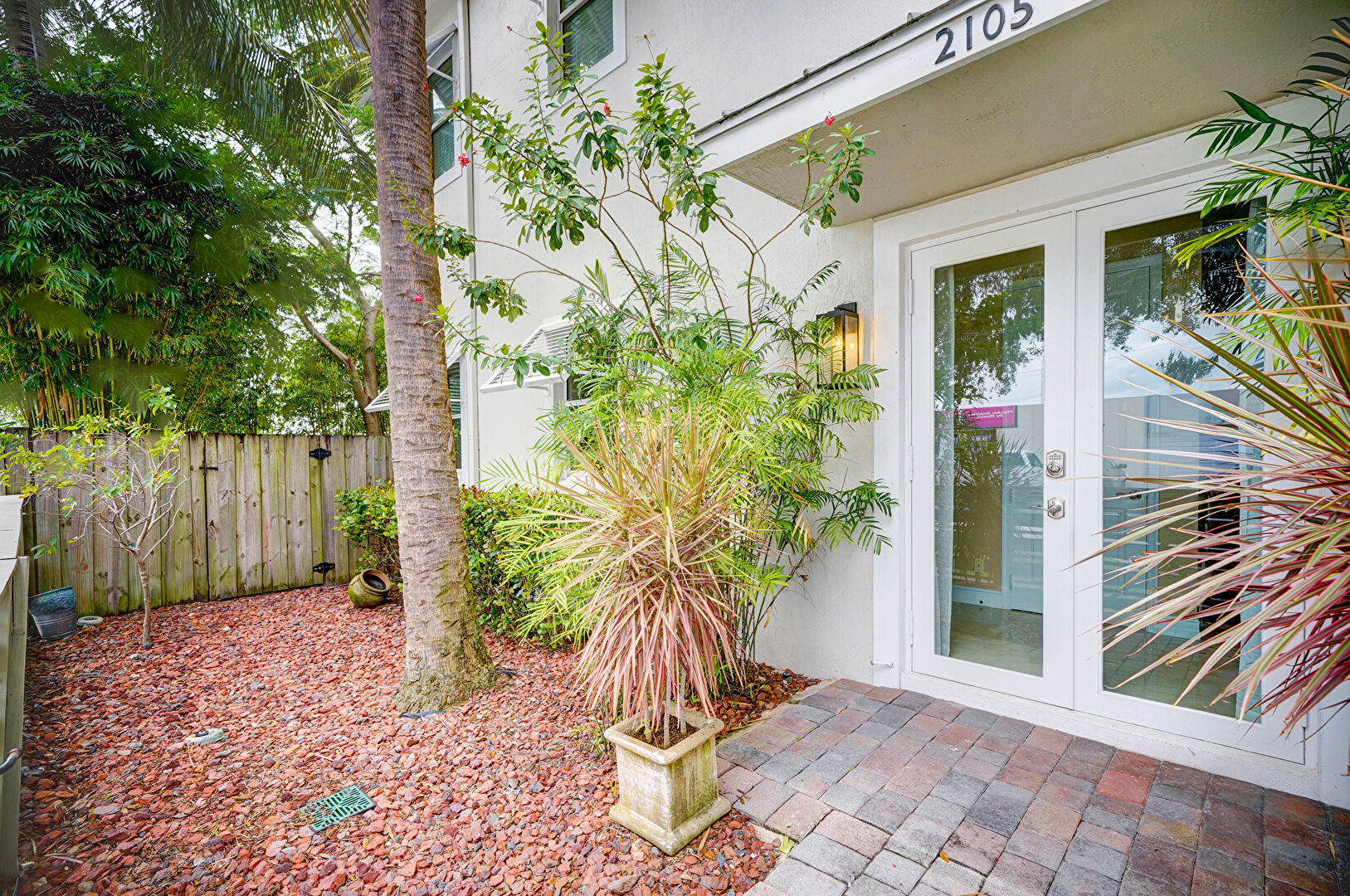 Entry at 2105 SE 5th St, Pompano Beach, FL 33062, listed by Sandra Naylor, MLS ID: F10498659