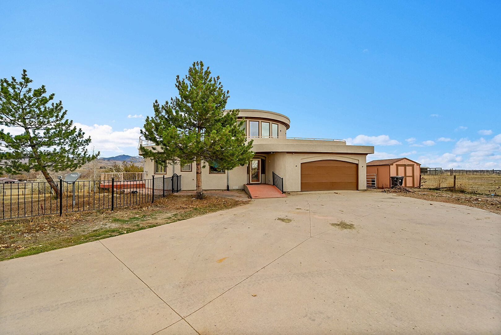 Front at 8580 North County Line Road, Longmont, CO 80503, listed by Patricia Turner
