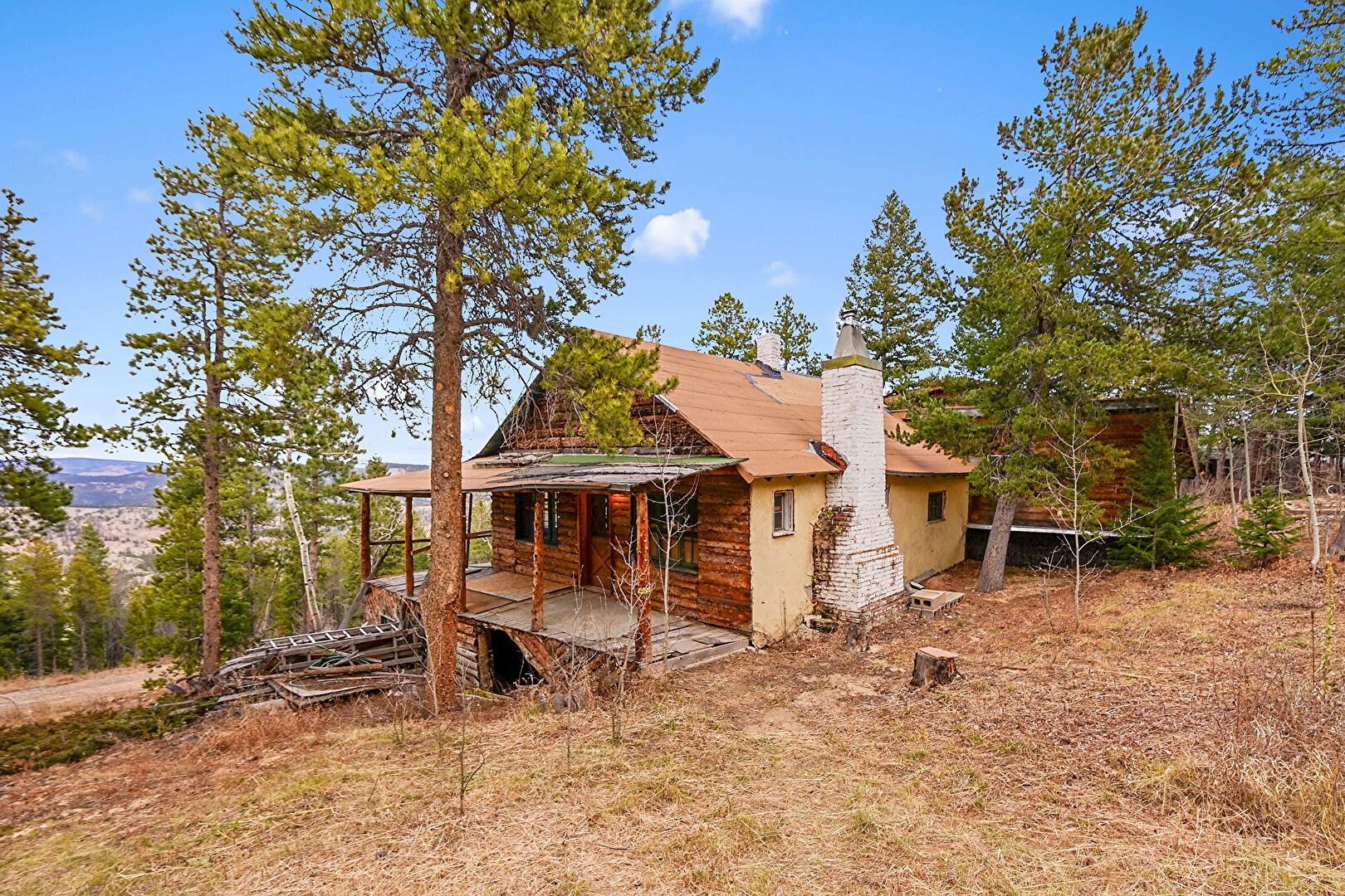 206 Outlook Drive, Golden, CO 80403, listed by Rachel Ross