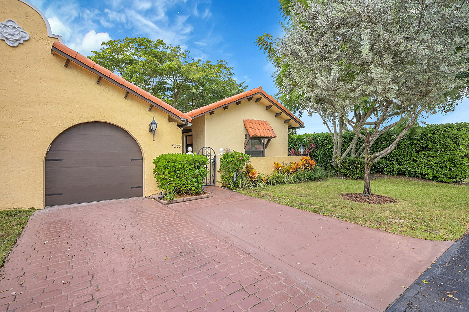 Front at 5205 Bolero Circle, Delray Beach, FL 33484, listed by Ramon Guadalupe III PA
