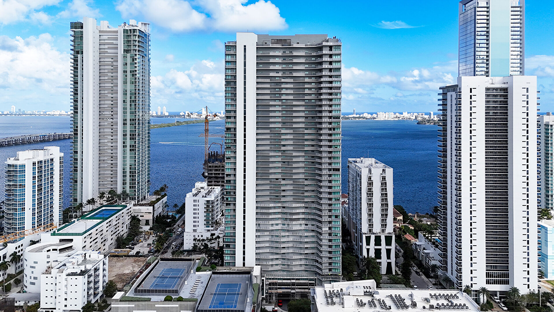 Front at 460 Northeast 28th Street, unit 3407, Miami, FL 33137, listed by Stephan Nelson