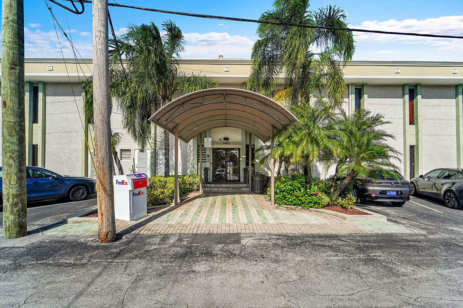 Property Exterior at 1400 East Oakland Park Boulevard, Unit 100 and 102, Oakland Park, FL 33334, listed by Linda Pascale