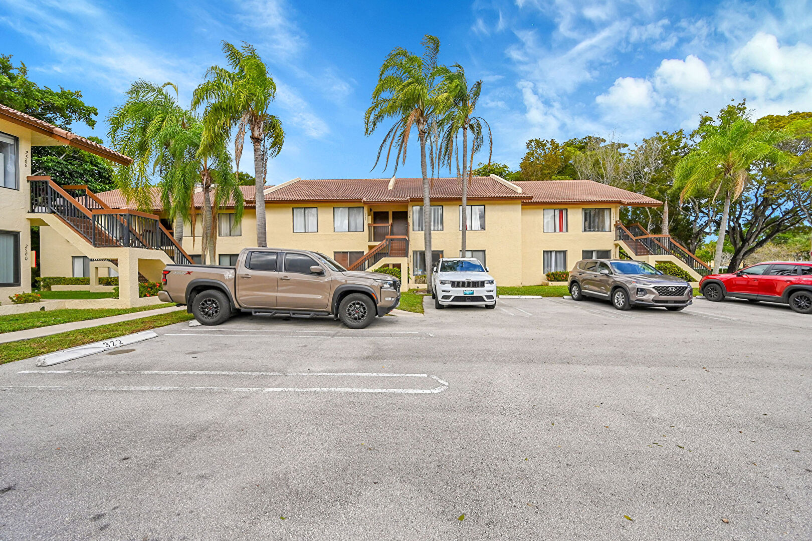 Front at 2578 Riverside Drive, Unit 421, Coral Springs, FL 33065, listed by Cynthia Heelan