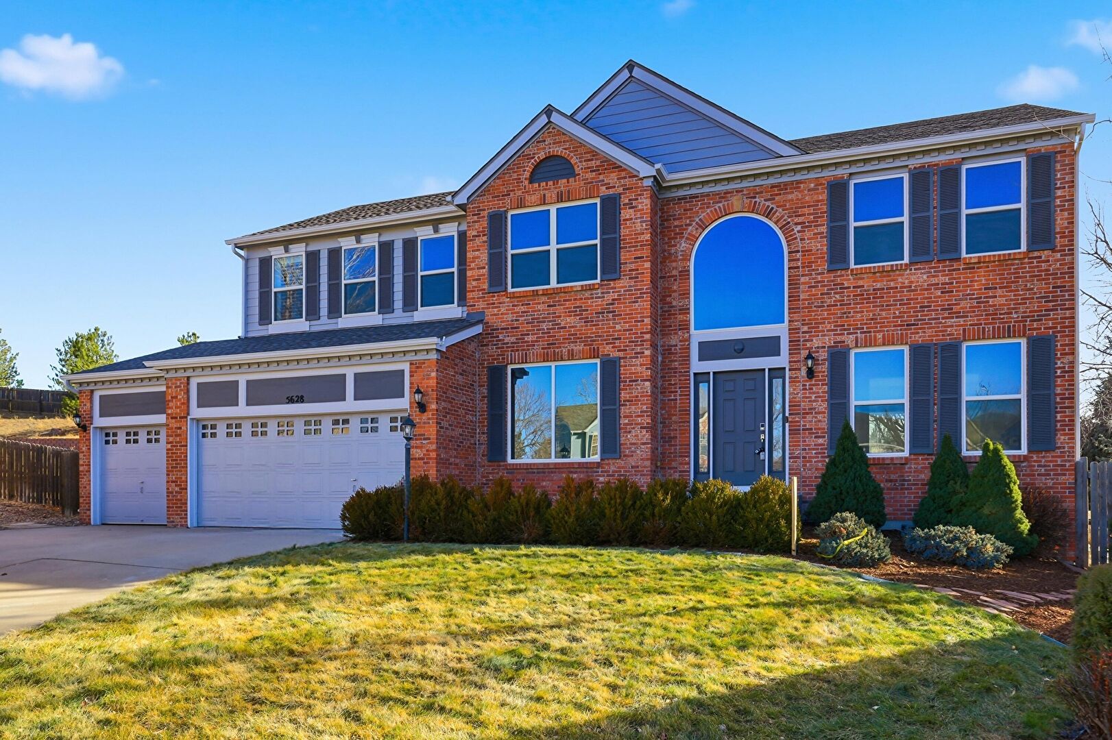 Front at 5628 South Ensenada Court, Aurora, CO 80015, listed by Tatyana Sturm