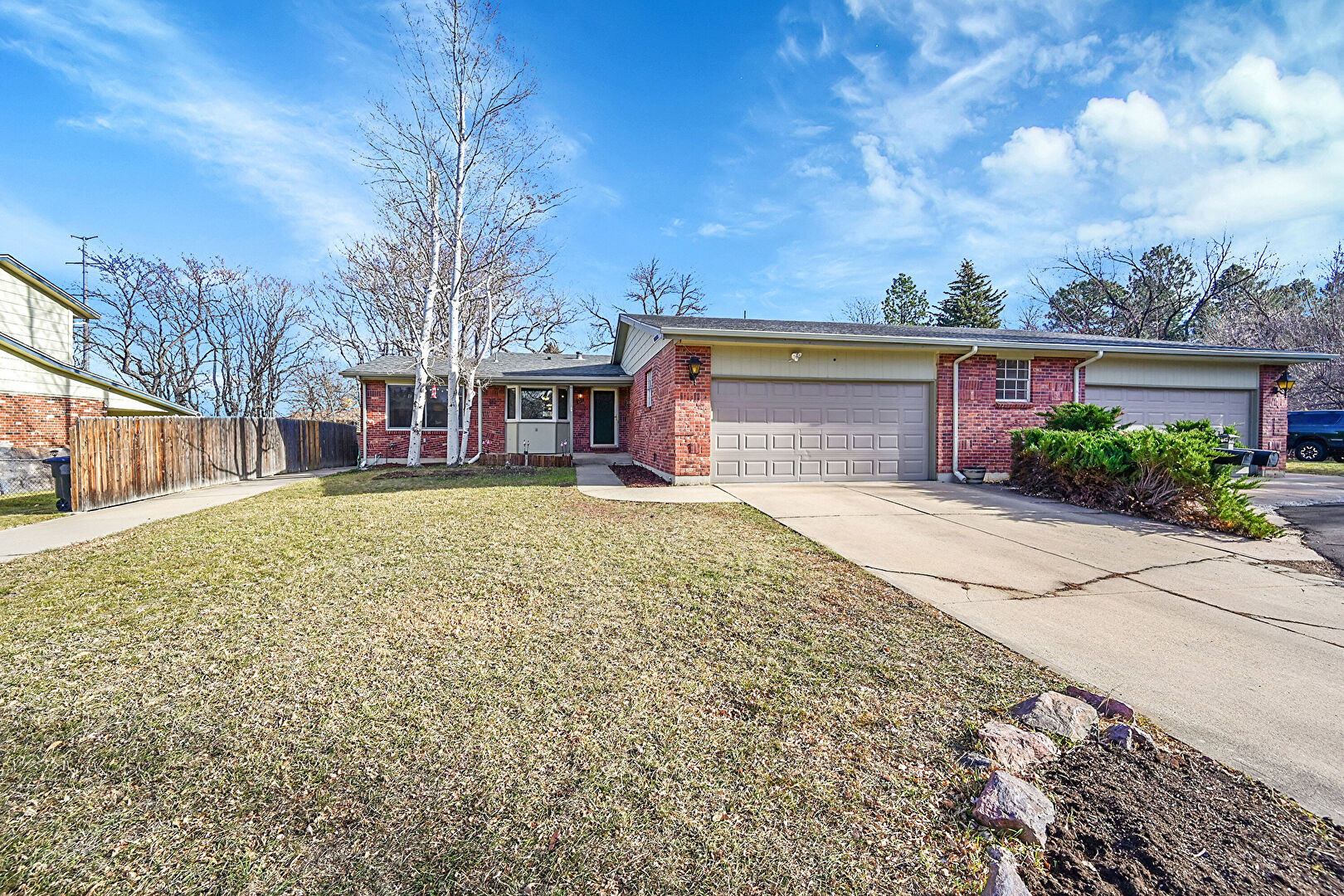 Front at 974 Xenophon Court, Golden, CO 80401, listed by Steven Pilkington, MLS ID: 9489531