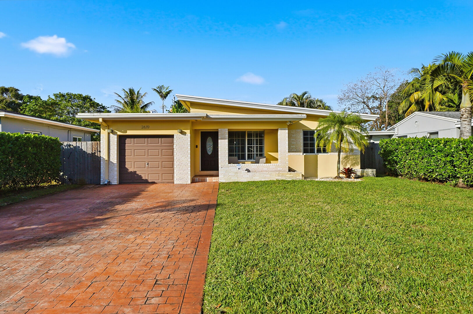 2619 Cleveland Street, Hollywood, FL 33020, listed by Corey Hayes