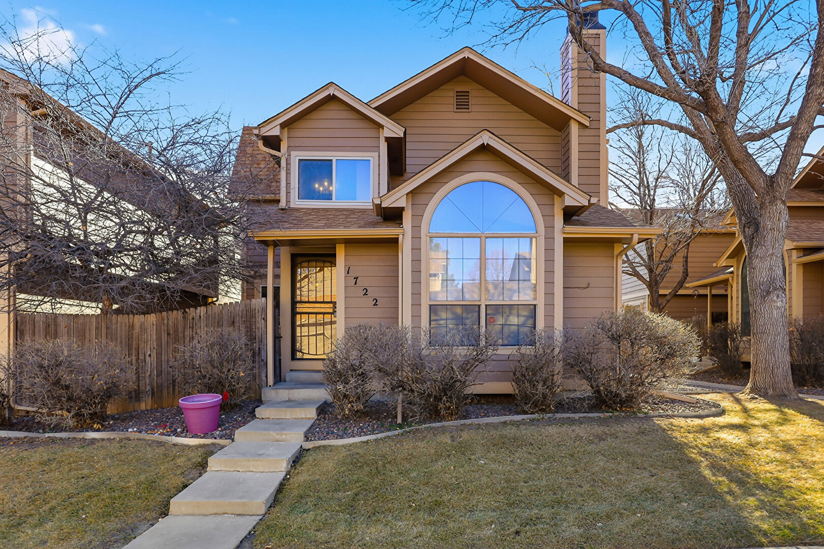 Front at 1722 South Richfield Way, Aurora, CO 80017, listed by Carol Brohl