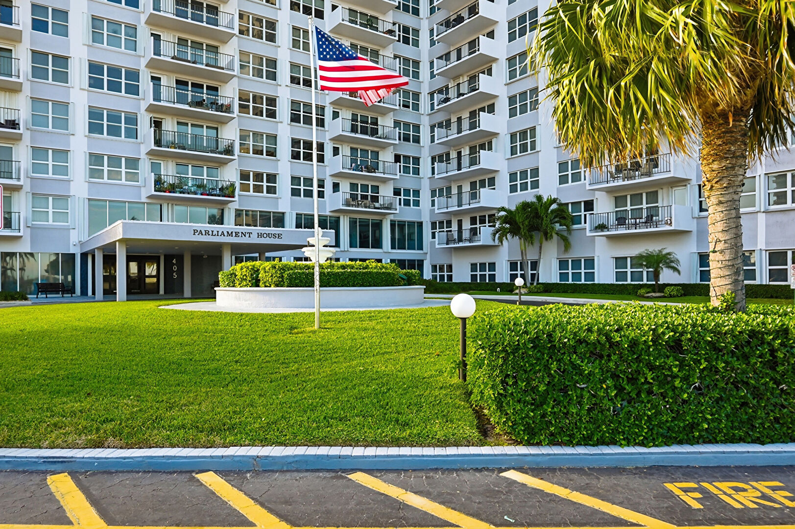 405 North Ocean Boulevard, 1615, Pompano Beach, FL 33062, listed by Deborah (Debbie) Breton