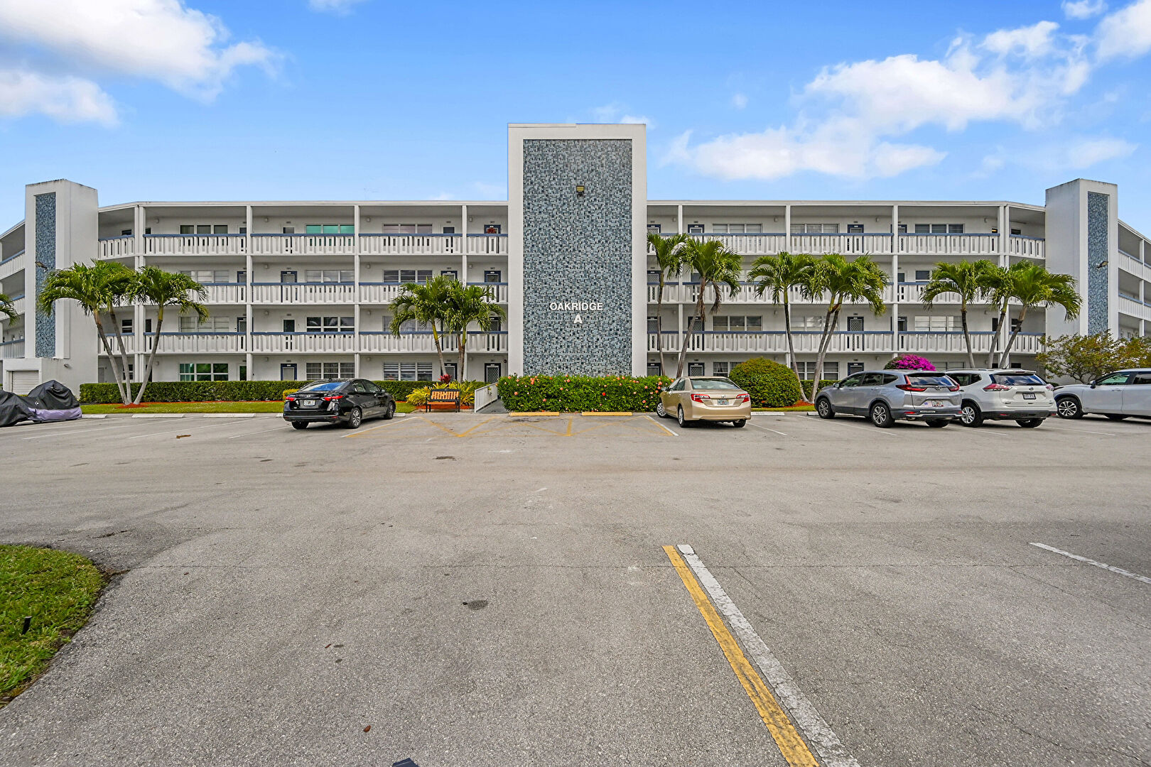 Out Buildings at 2009 Oakridge A, 2009, Deerfield Beach, FL 33442, listed by Lauren Berenholc, MLS ID: A11932584