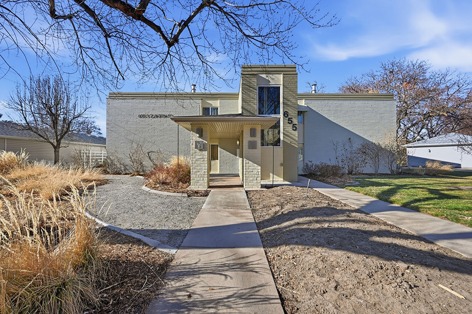 Front at 655 South Clinton Street, 4B, Denver, CO 80247, listed by Cindy Rein