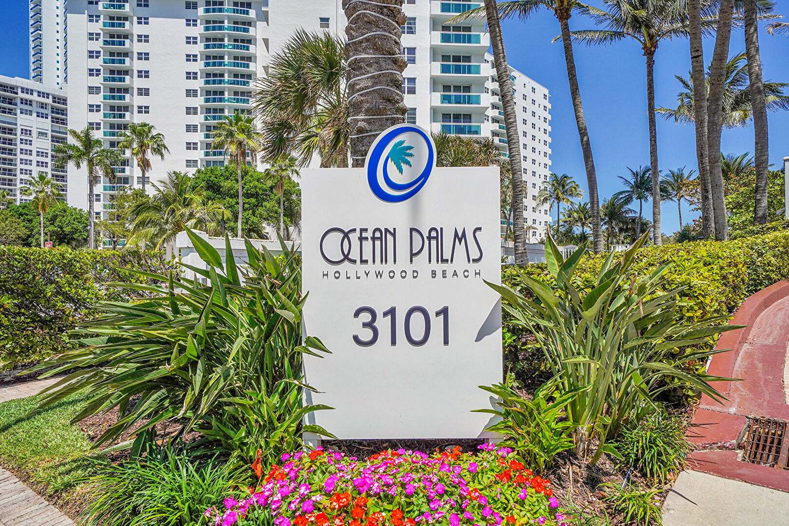 Community Sign at 3101 South Ocean Drive, 2601, Hollywood, FL 33019, listed by Marci Swatt, MLS ID: A11945180