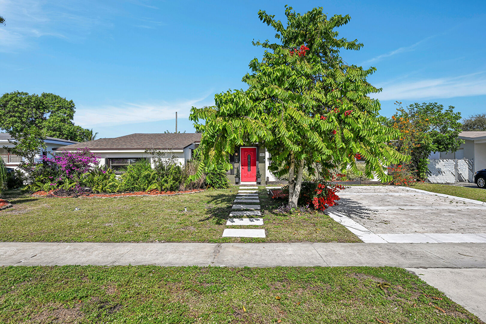 Front at 6881 Southwest 2nd Street, Pembroke Pines, FL 33023, listed by Nicole Di Dio, MLS ID: F10546323
