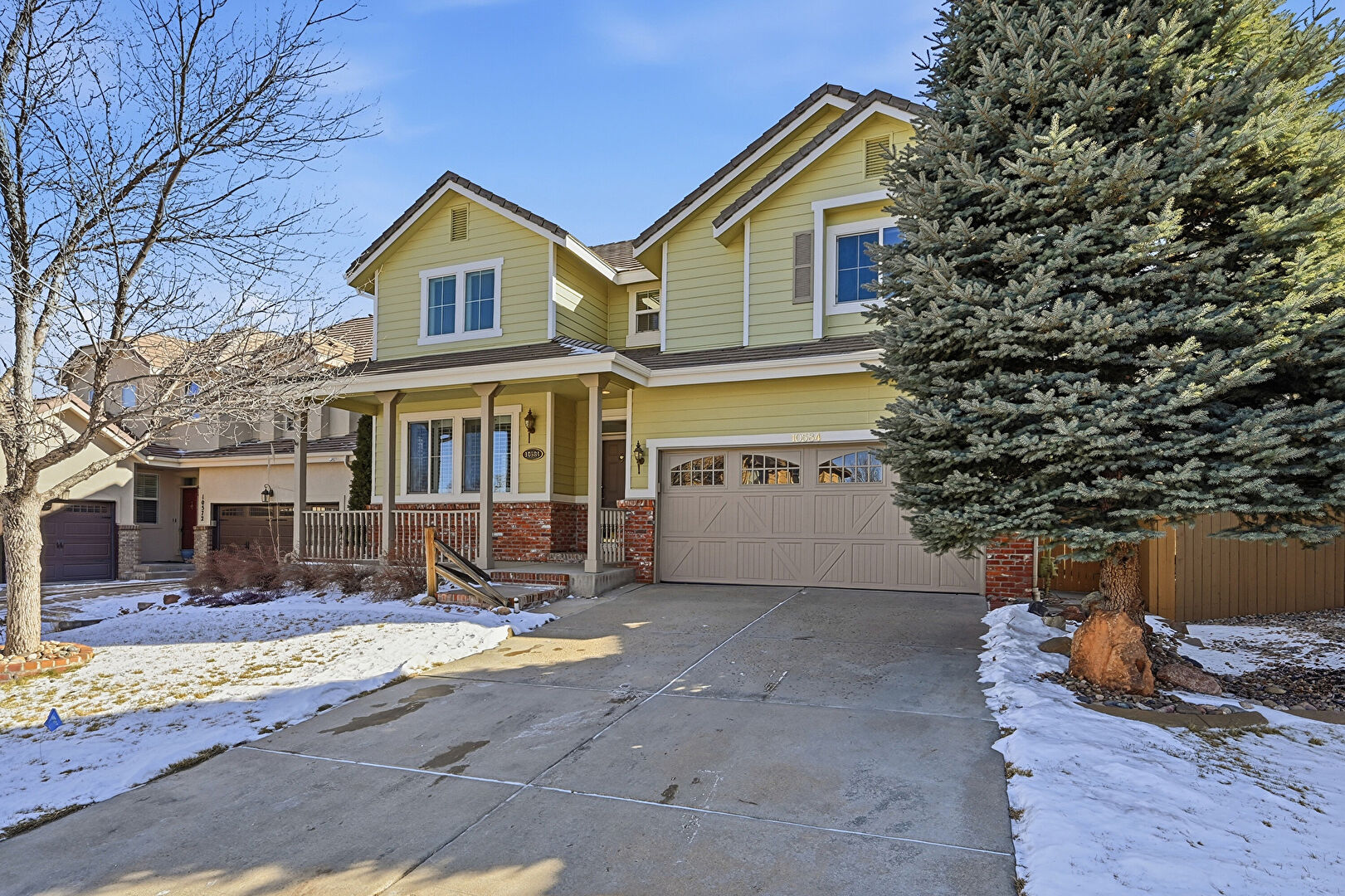 Front at 10584 Cliffrose Way, Highlands Ranch, CO 80130, listed by Beth Karpowich, MLS ID: 8000344