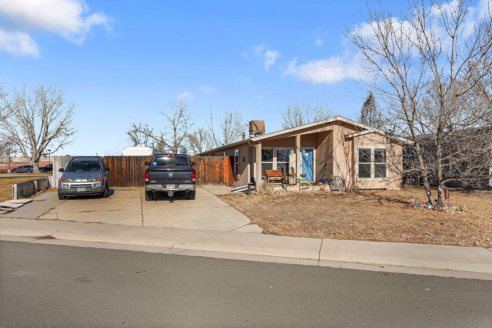 Front at 506 Prairie Avenue, Lochbuie, CO 80603, listed by Lynn Strobel