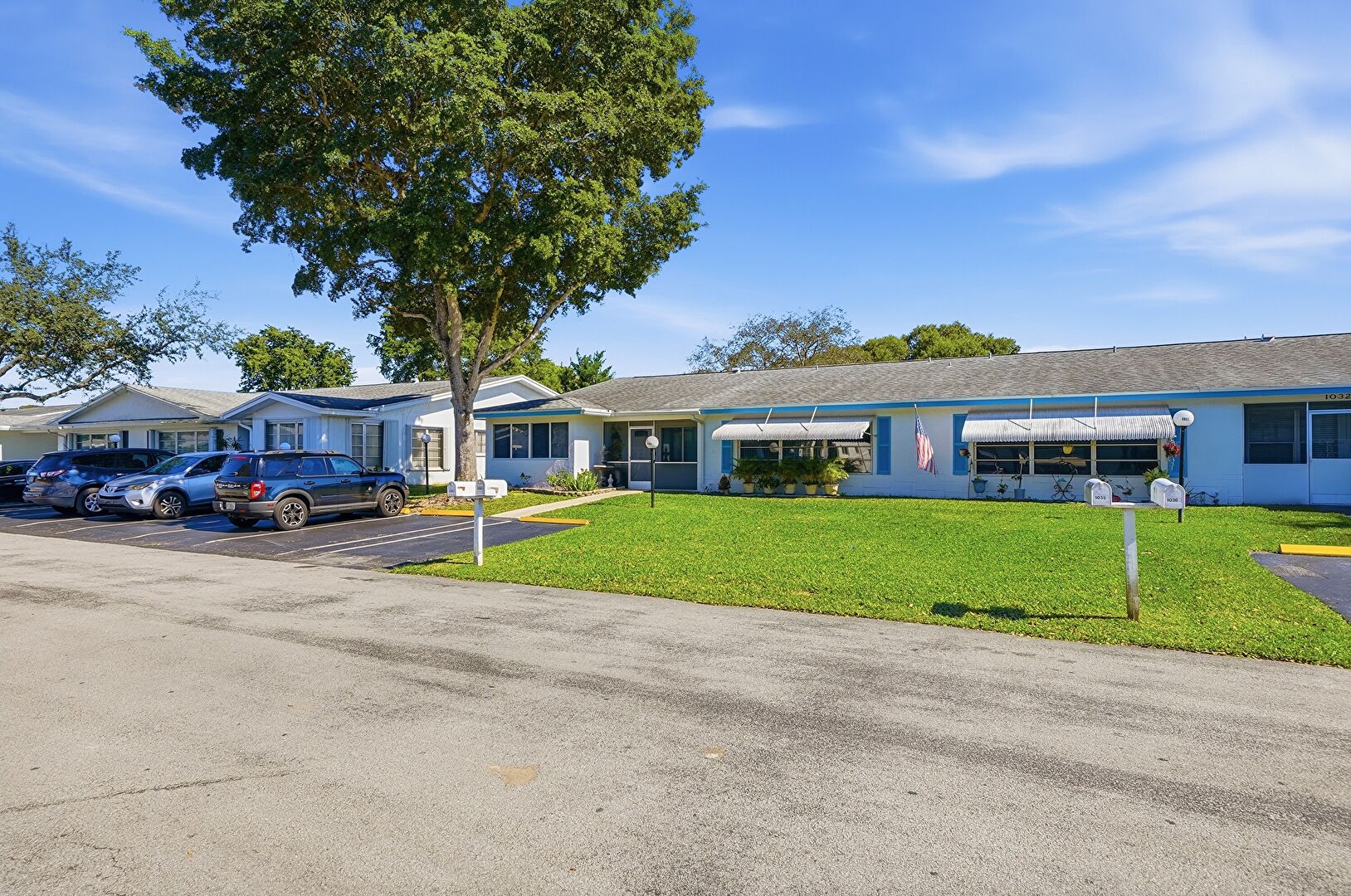 Front at 1034 Northwest 85th Terrace, B76, Plantation, FL 33322, listed by Hollie Ann Kwak