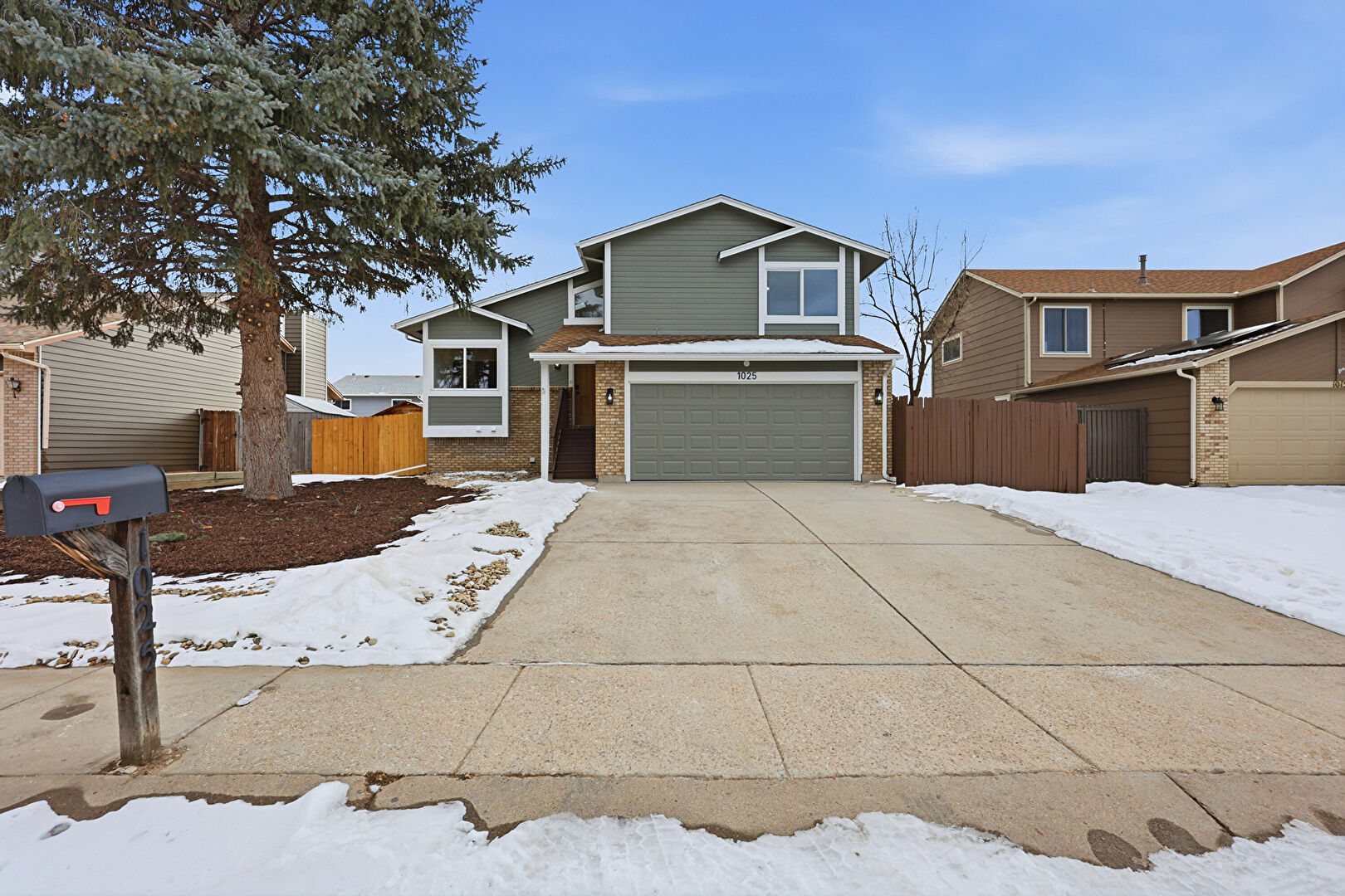 Front at 1025 Crandall Drive, Colorado Springs, CO 80911, listed by Amanda Moss