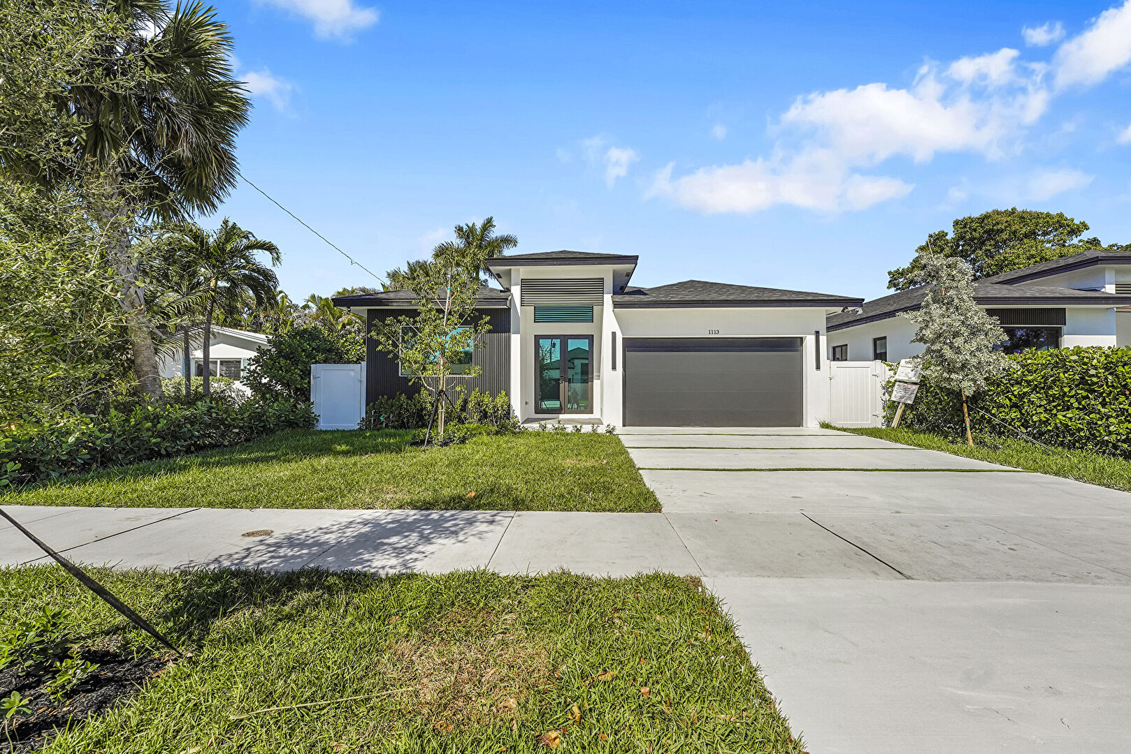 Front at 1113 Northeast 16th Street, Fort Lauderdale, FL 33304, listed by George Campbell