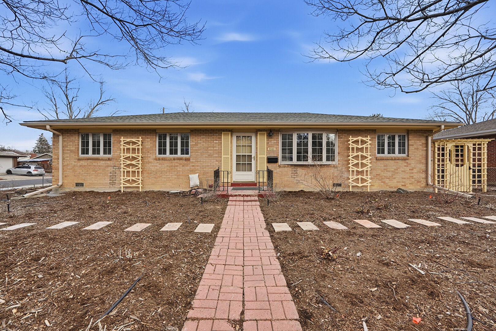 Front at 3505 Martin Drive, Boulder, CO 80305, listed by Debra Graves