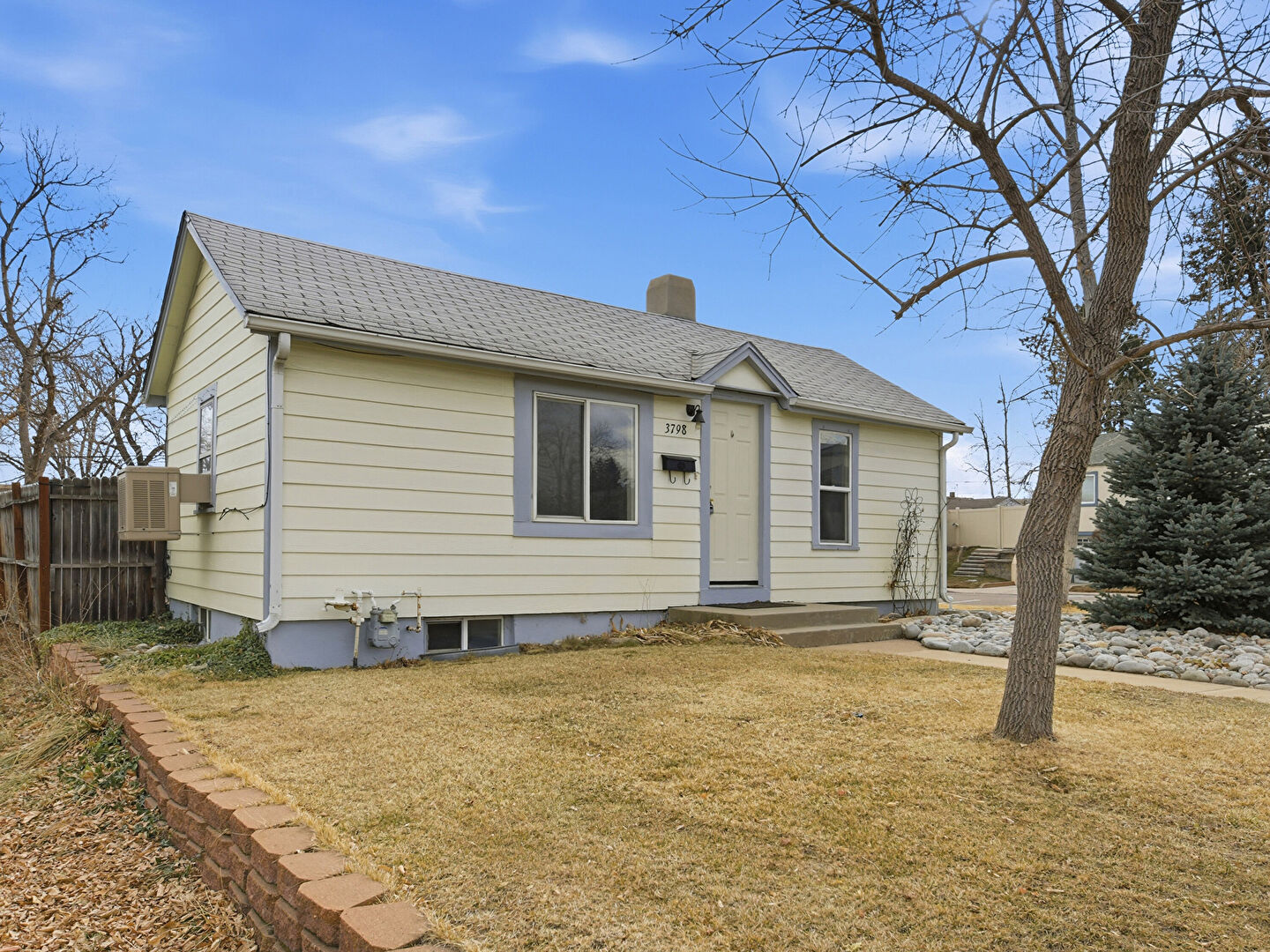 Front at 3798 South Grant Street, Englewood, CO 80113, listed by Mary Vielhauer Vielhauer Realty Inc