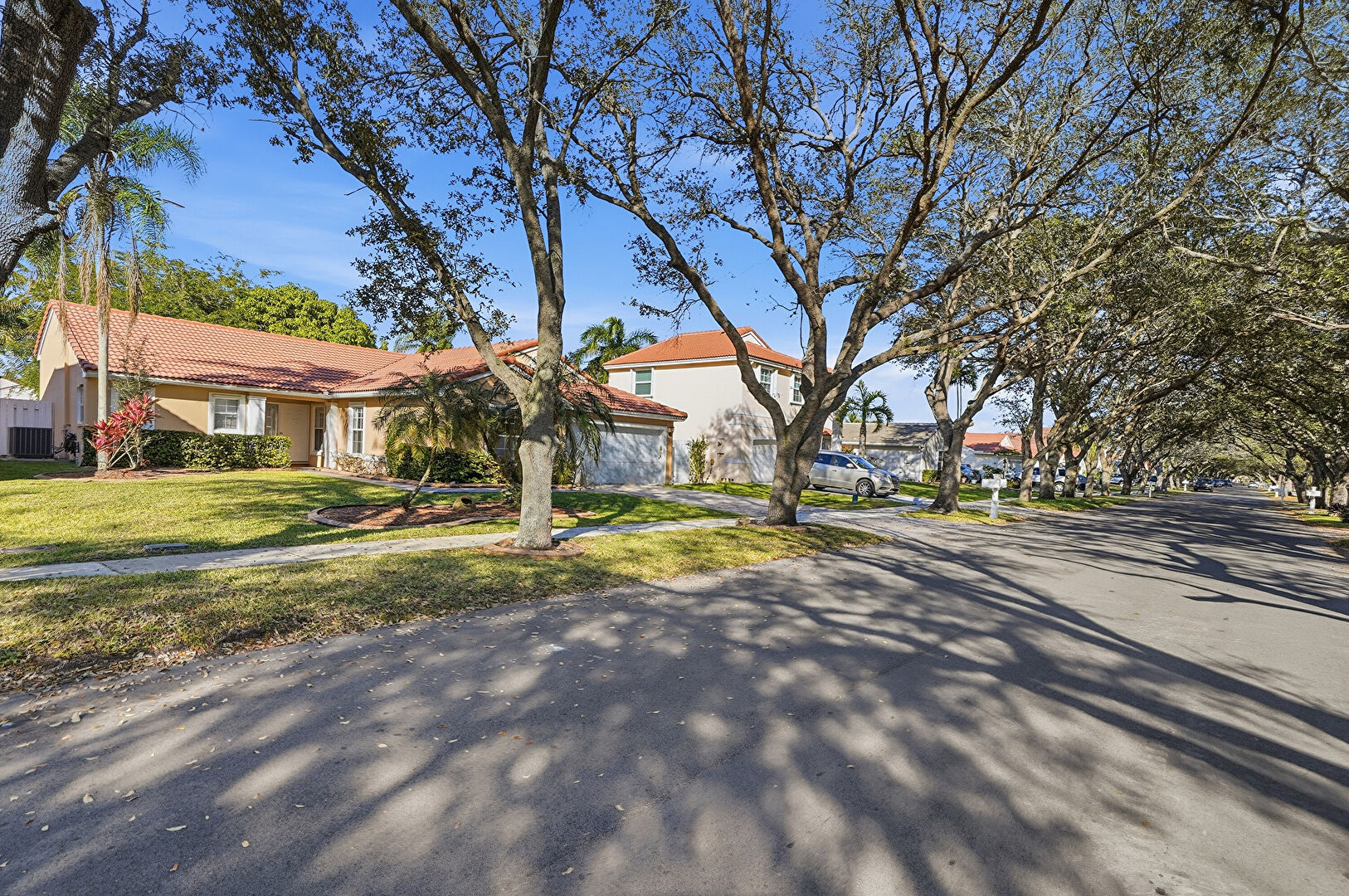 Front at 12801 Southwest 20th Street, Miramar, FL 33027, listed by Lori Bennett