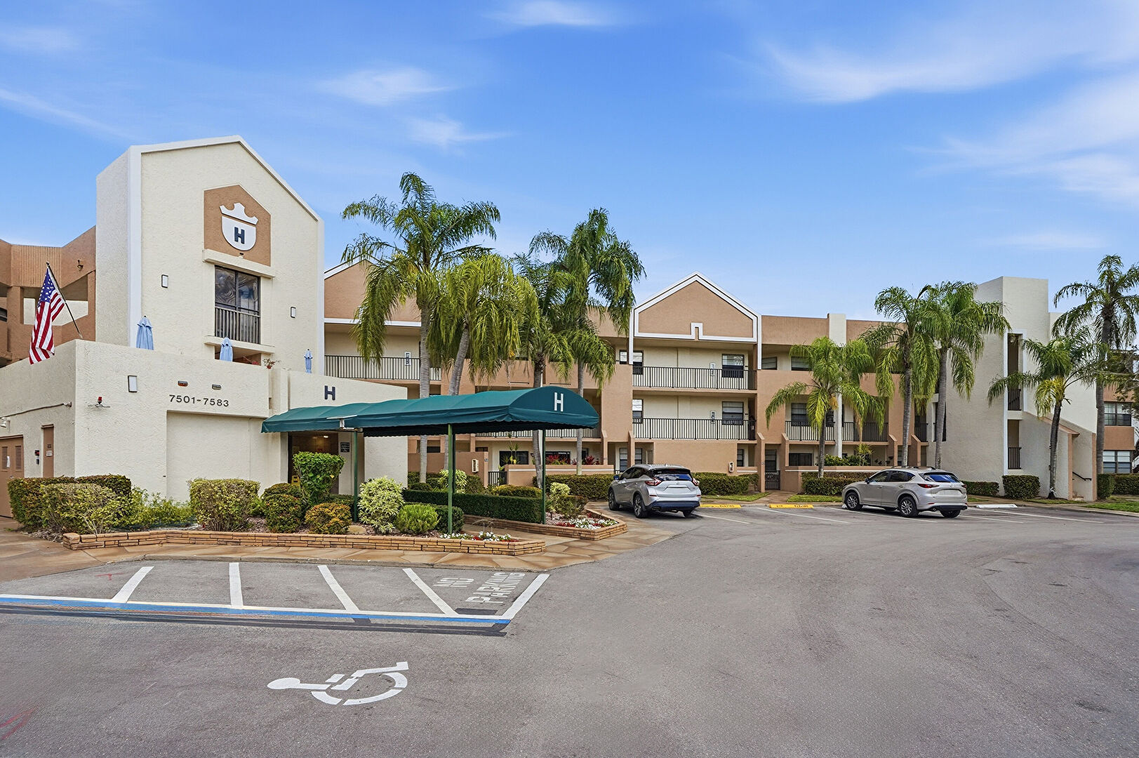 Front at 7555 Fairfax Drive, UNit 214, Tamarac, FL 33321, listed by Laura Sanders