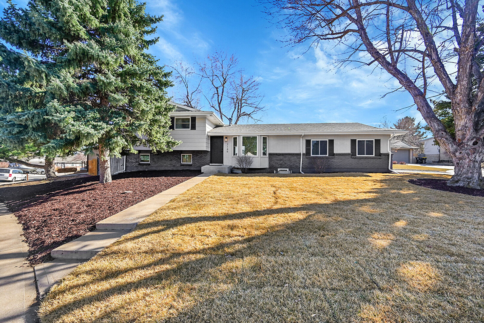 Front at 7145 South Elm Court, Centennial, CO 80122, listed by Steven Schober