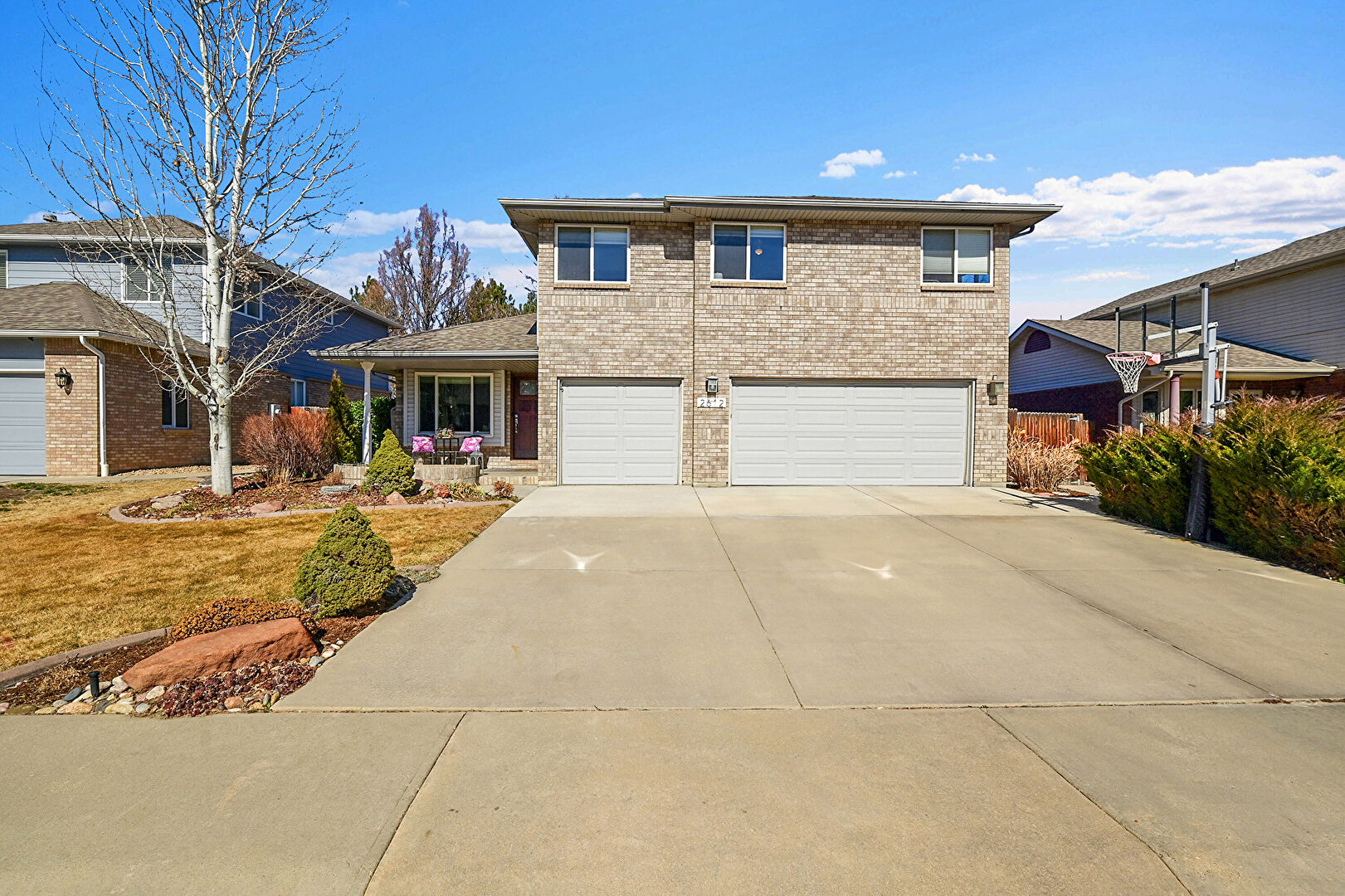 2612 Pheasant Drive, Longmont, CO 80503, listed by Jennifer Hart