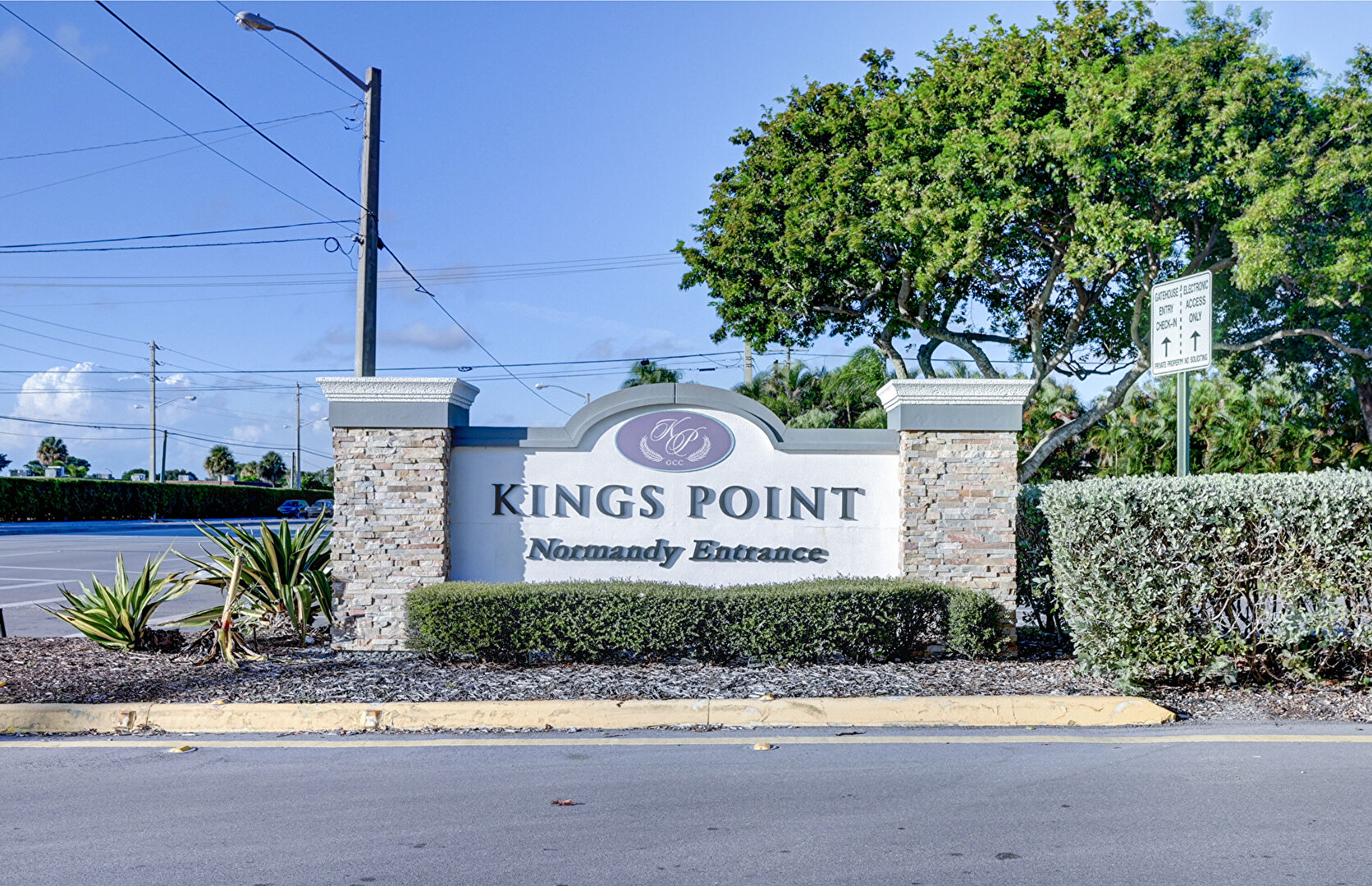 Community Sign at 422 Burgundy I, Delray Beach, FL 33437, listed by David Castella