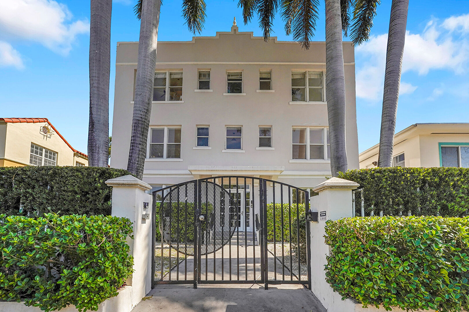 Front at 1027 Pennsylvania Avenue #106, Miami Beach, FL 33139, listed by Howard Chase