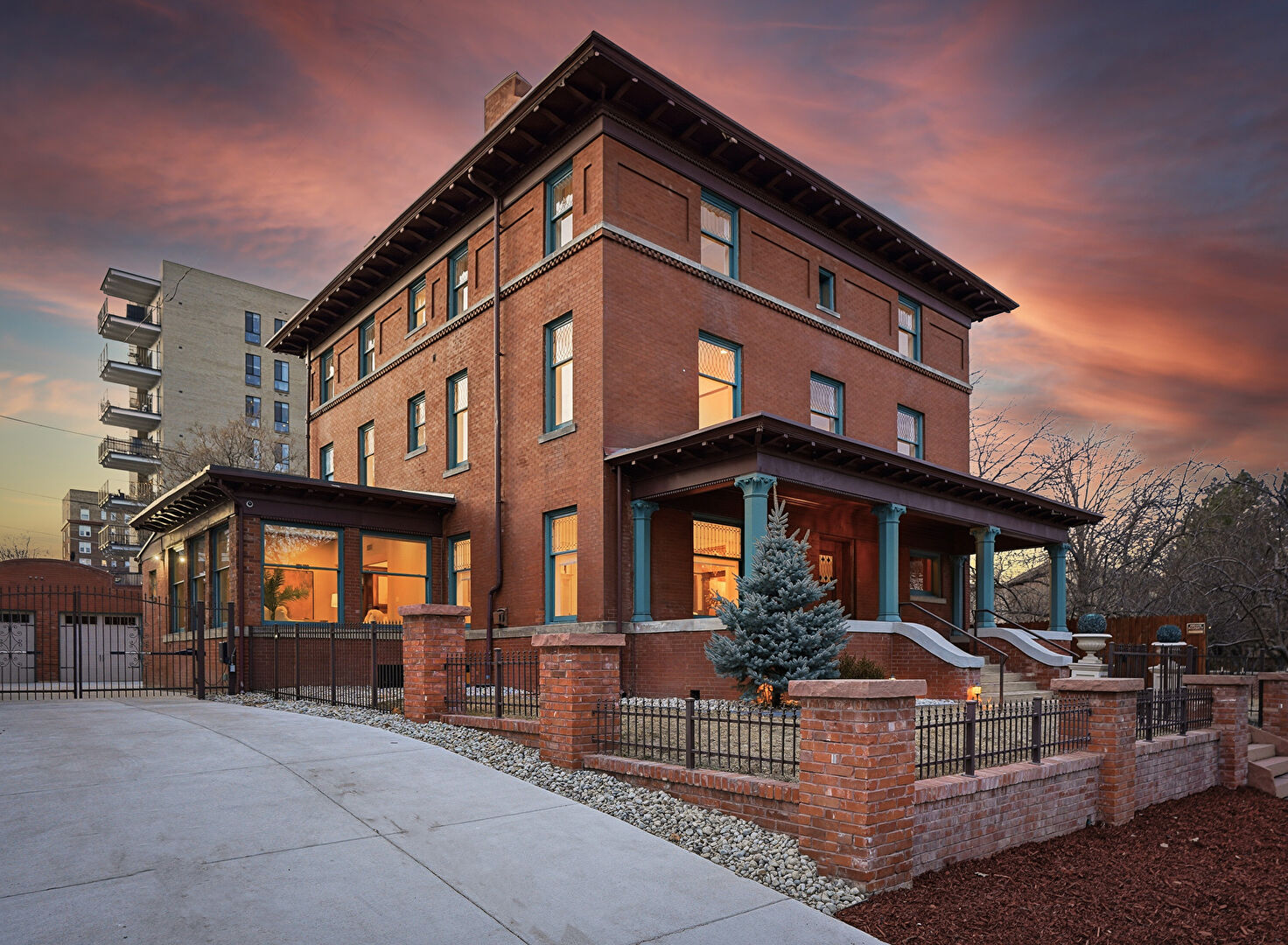 Front at 965 Pennsylvania Street, Denver, CO 80203, listed by Diana Nelson, MLS ID: 8822980
