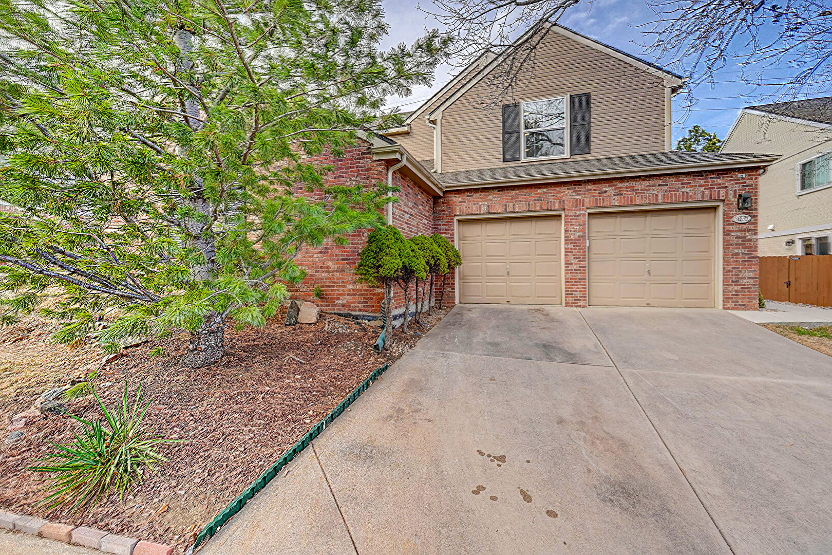 Front at 5835 E Irish Place, Englewood, CO 80112, listed by George Levin, MLS ID: 4773410