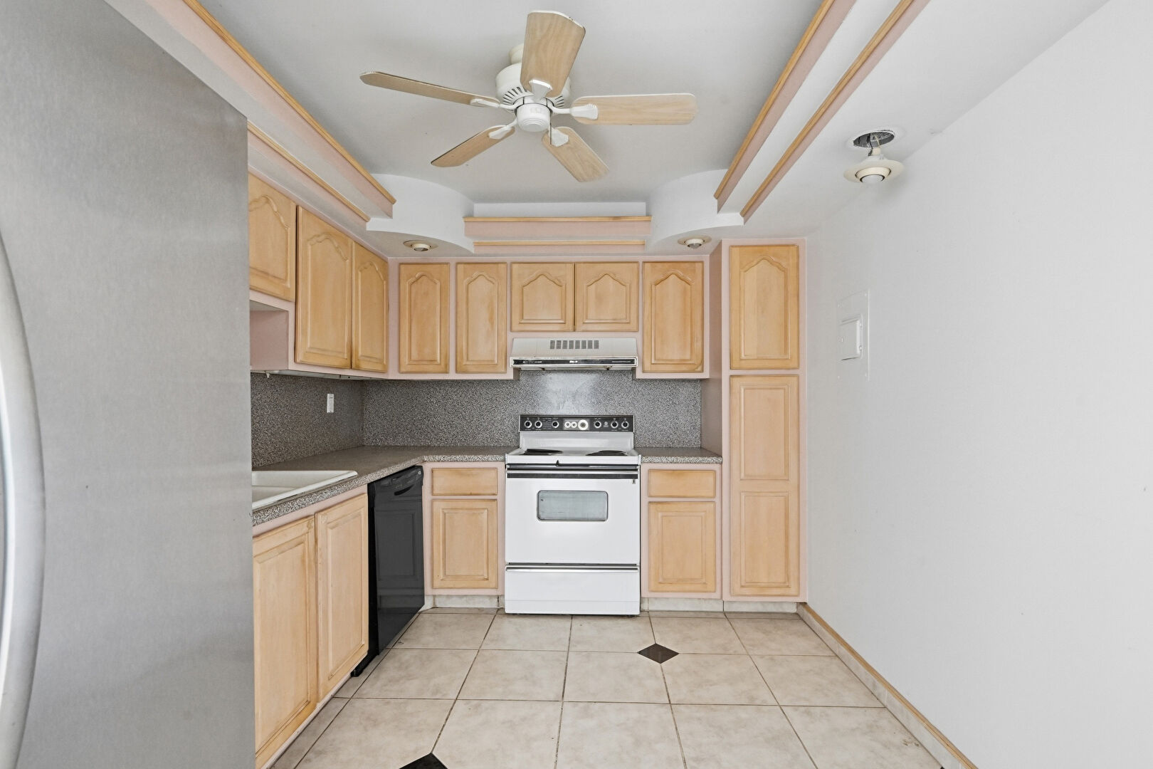 Kitchen at 531 North Ocean Boulevard, 1907, Pompano Beach, FL 33062, listed by Rachael Barach