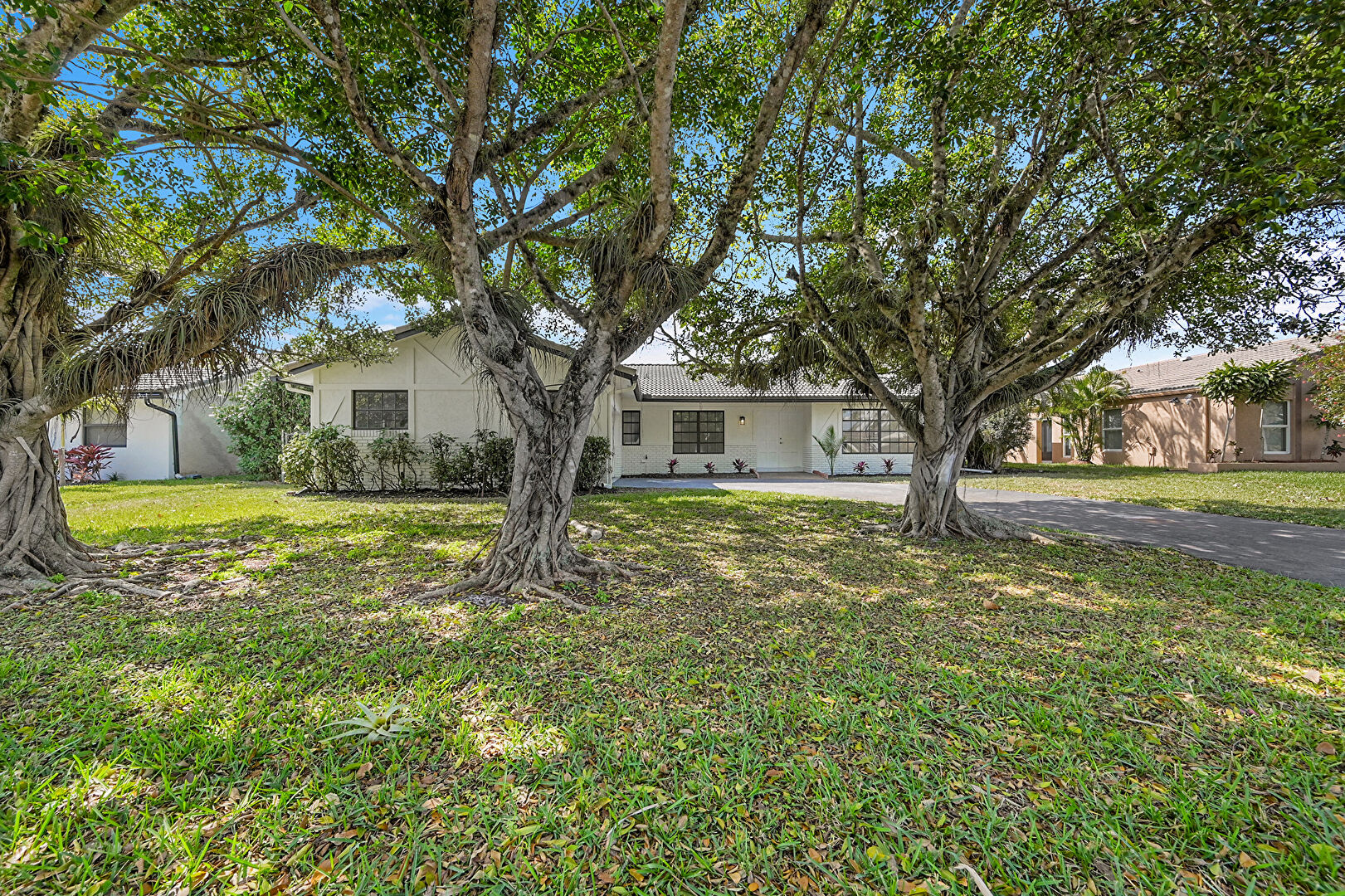 Front at 9000 Northwest 21st Street, Coral Springs, FL 33071, listed by Buddy Nastase