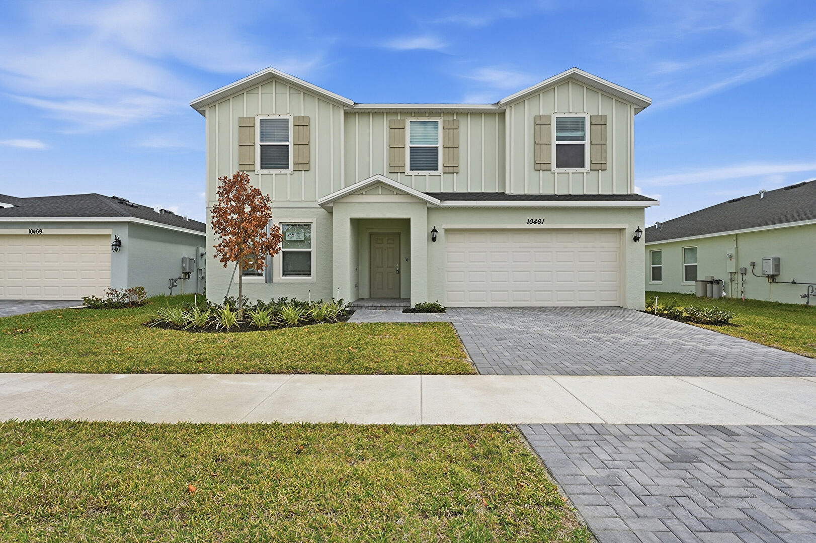 Front at 10461 Northwest Suncrest Loop, Port St. Lucie, FL 34987, listed by Ravi Mohanka